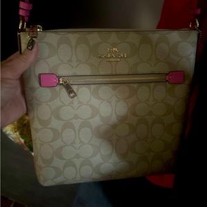 Rowan File Bag In Signature Canvas